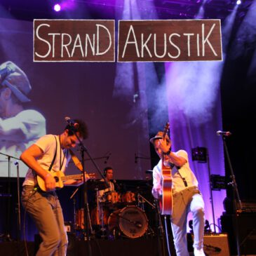 Auftritt der Band Strandakustik